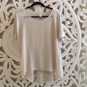 Design history heathered tee with a sheer front.